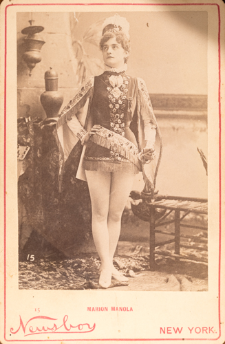 Comic opera singer and actress Marion Manola